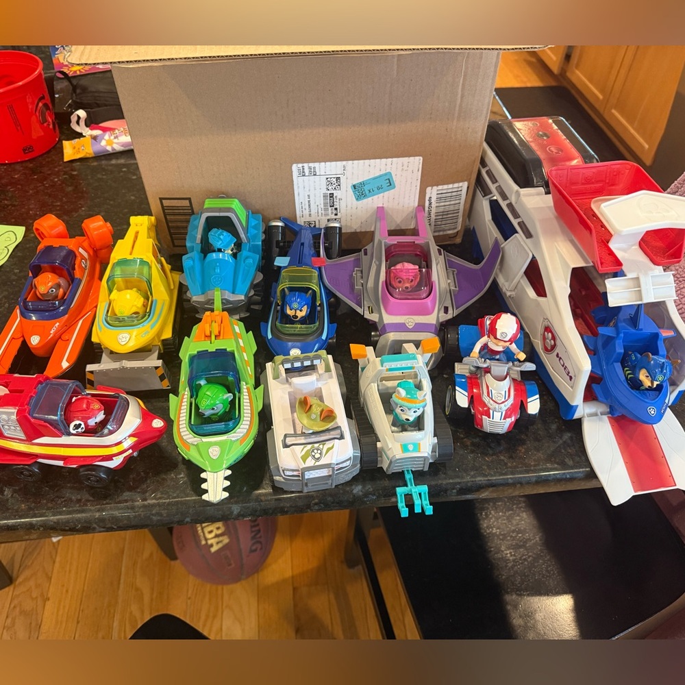 Paw Patrol Aqua Adventure Toy Vehicle Set